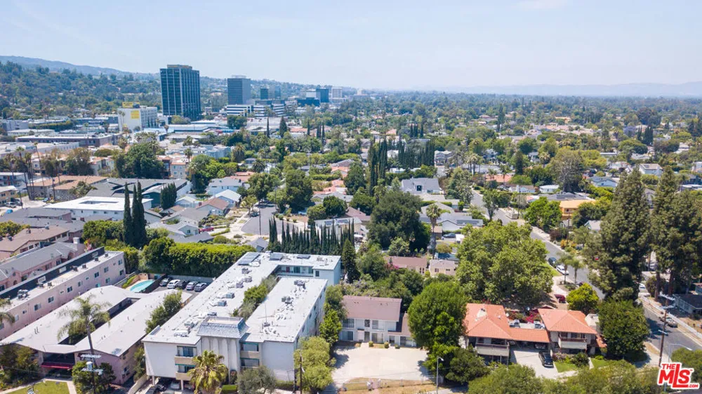 4747 Orion Avenue Sherman Oaks, CA 91403
