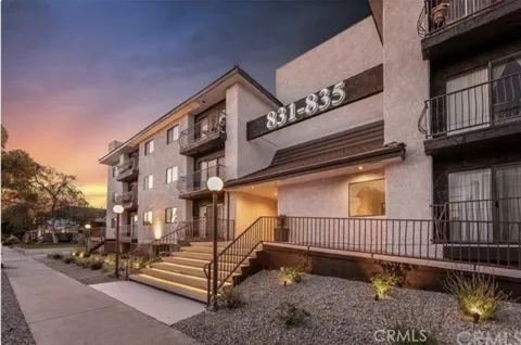 835 E Lomita #208