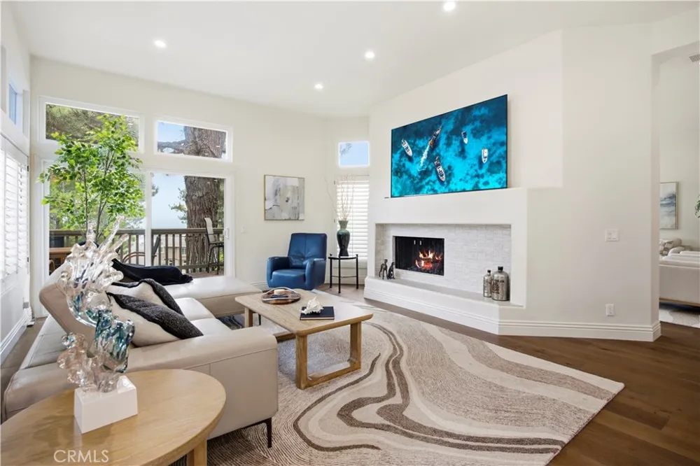 16 Lucerne Newport Beach, CA 92660