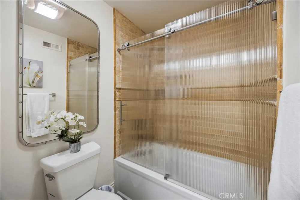 16 Lucerne Newport Beach, CA 92660