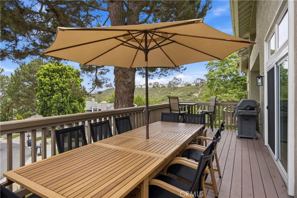 16 Lucerne Newport Beach, CA 92660