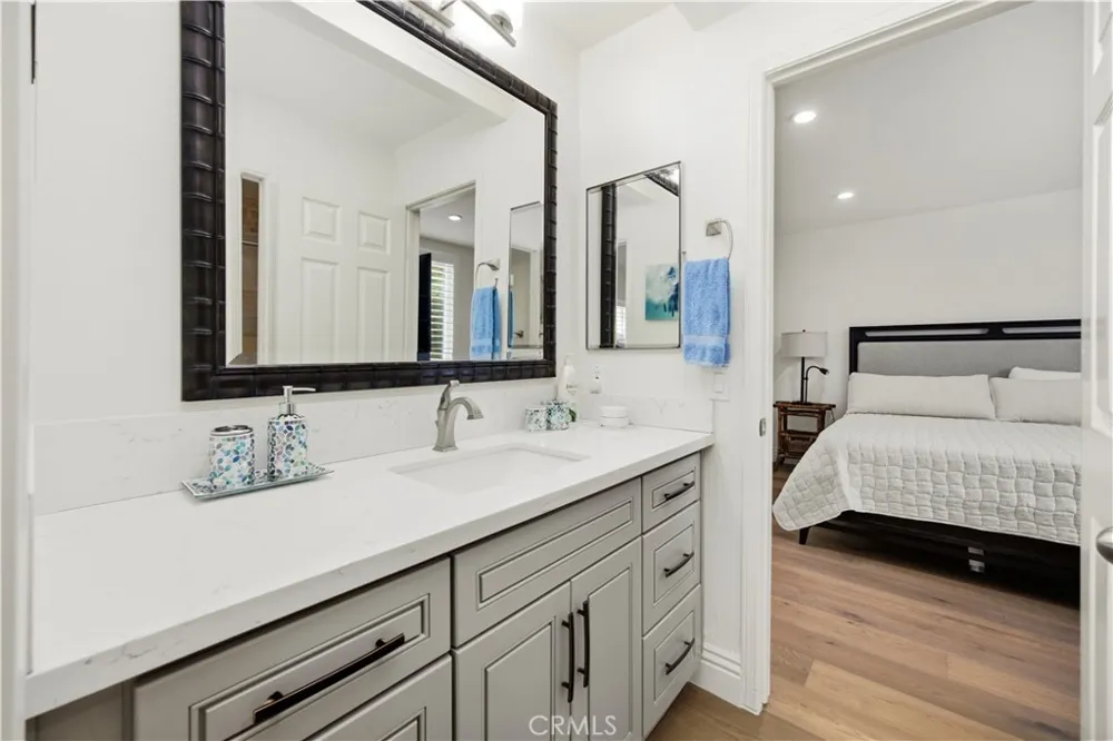 16 Lucerne Newport Beach, CA 92660