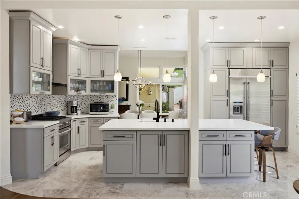 16 Lucerne Newport Beach, CA 92660