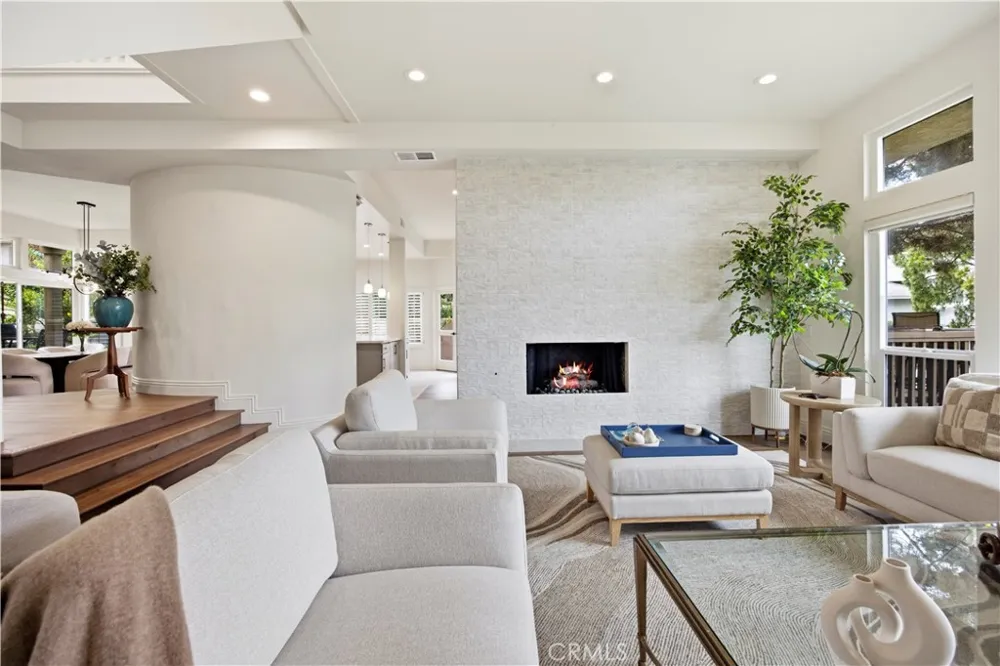 16 Lucerne Newport Beach, CA 92660
