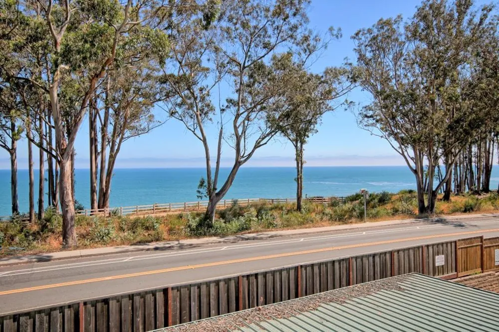825 Balboa Avenue #205 Capitola, CA 95010