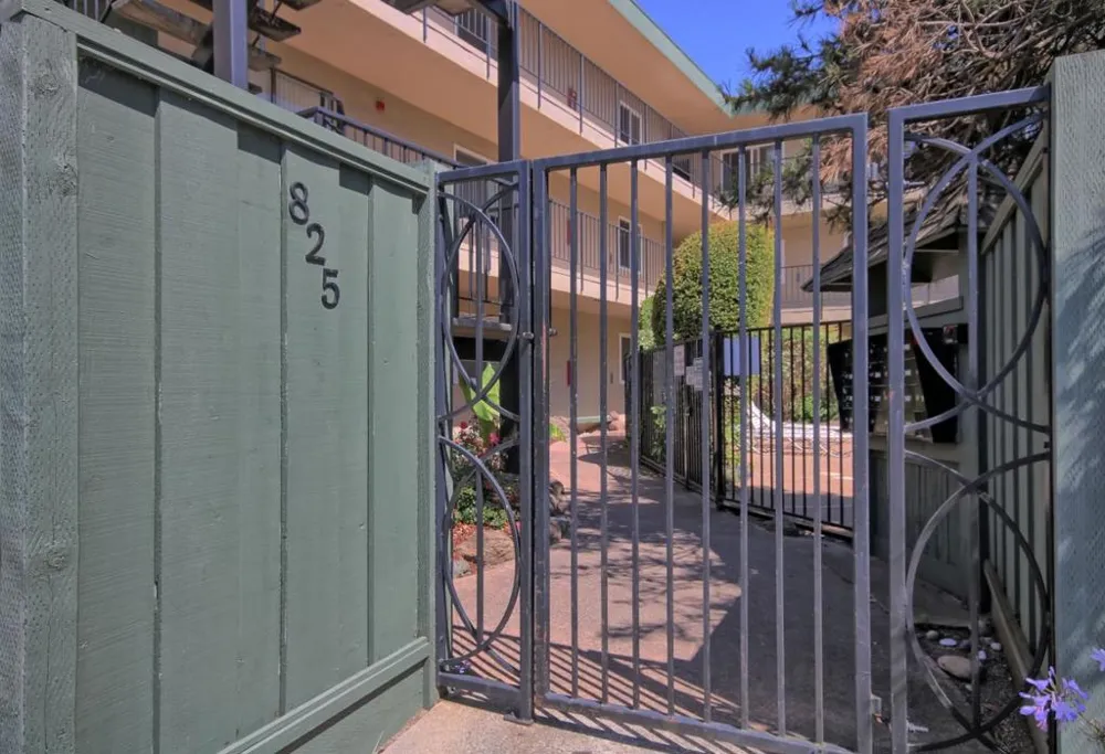 825 Balboa Avenue #205 Capitola, CA 95010