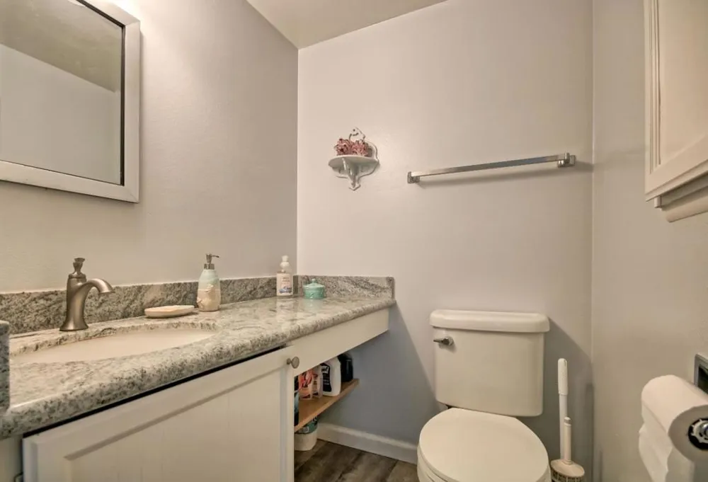 825 Balboa Avenue #205 Capitola, CA 95010