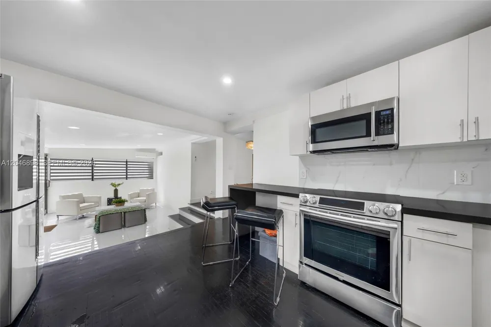 6541 SW 18th St West Miami, FL 33155