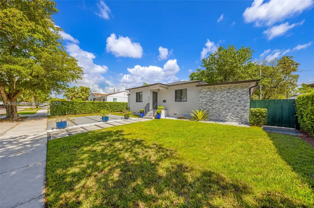 6541 SW 18th St West Miami, FL 33155