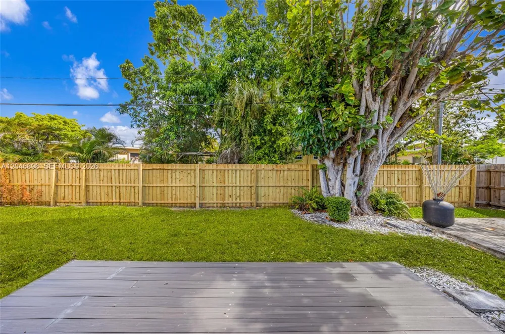 6541 SW 18th St West Miami, FL 33155