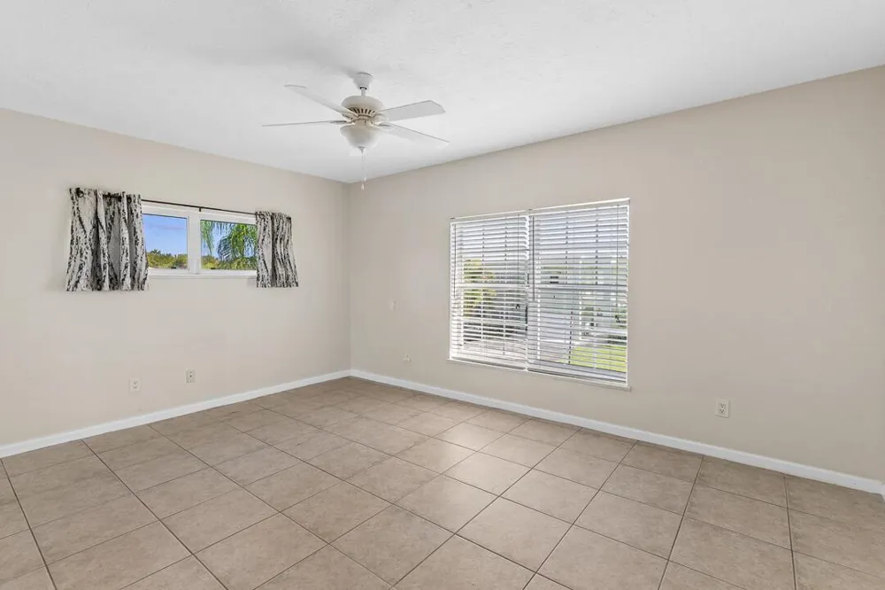 2127 SE Wild Meadow Circle Port St. Lucie, FL 34952