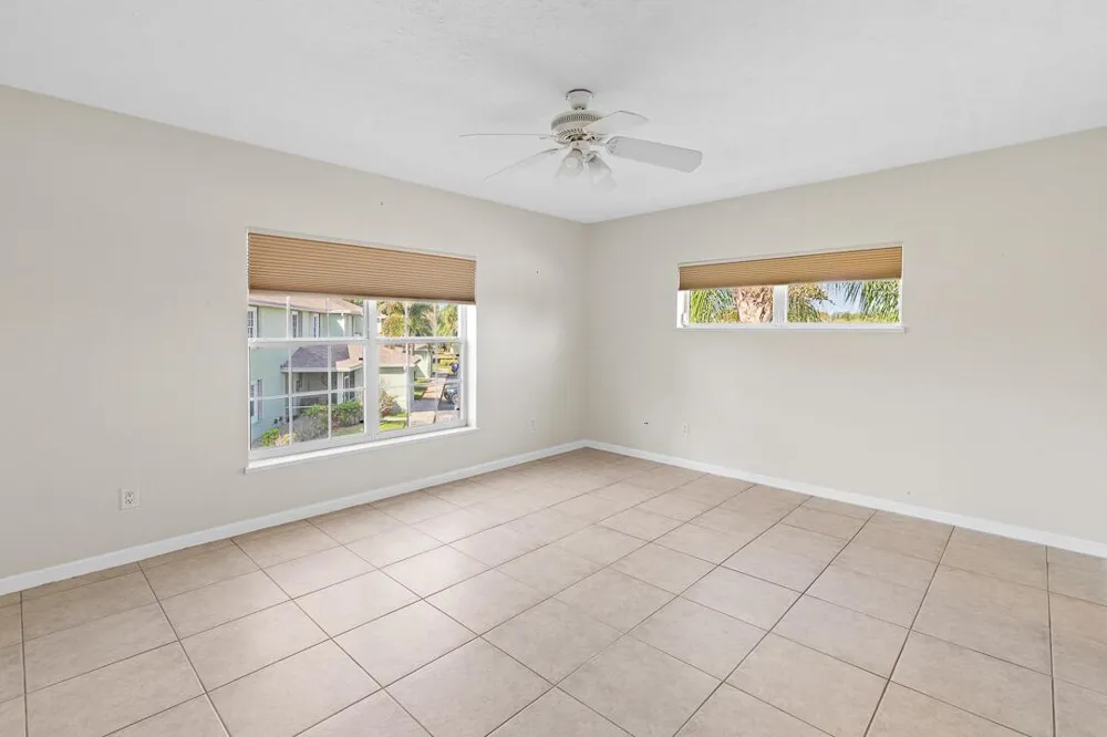 2127 SE Wild Meadow Circle Port St. Lucie, FL 34952