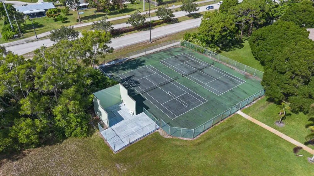 2127 SE Wild Meadow Circle Port St. Lucie, FL 34952