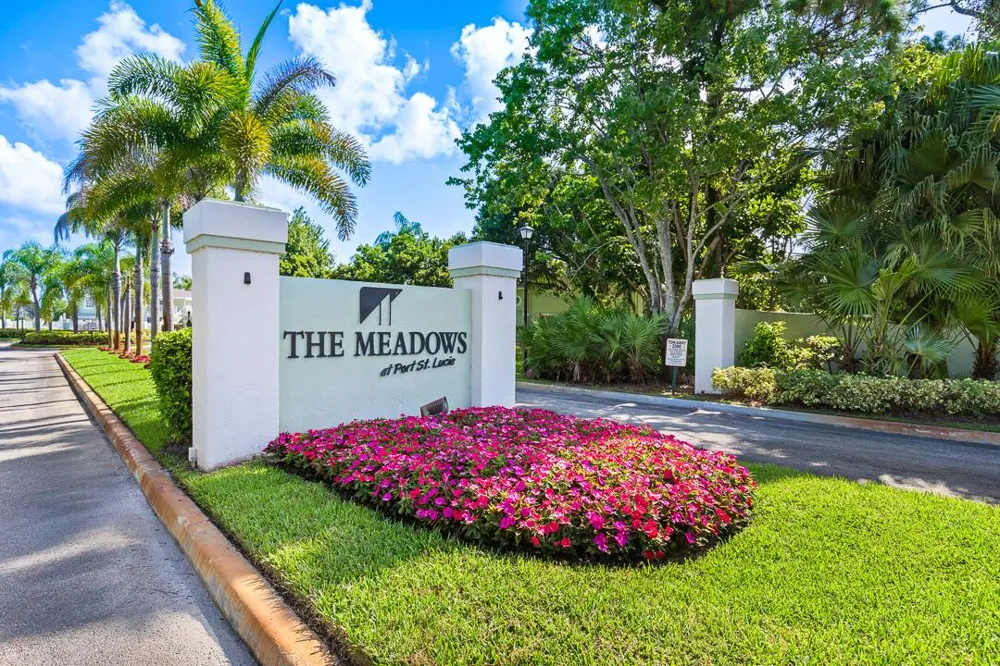 2127 SE Wild Meadow Circle Port St. Lucie, FL 34952