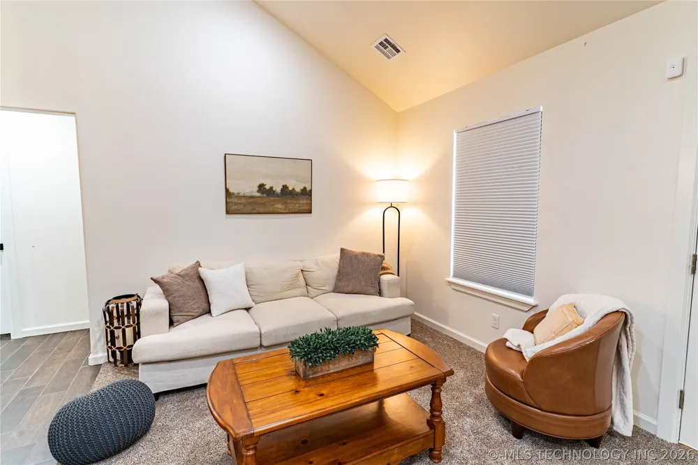 1602 S Hickory Street Bristow, OK 74010