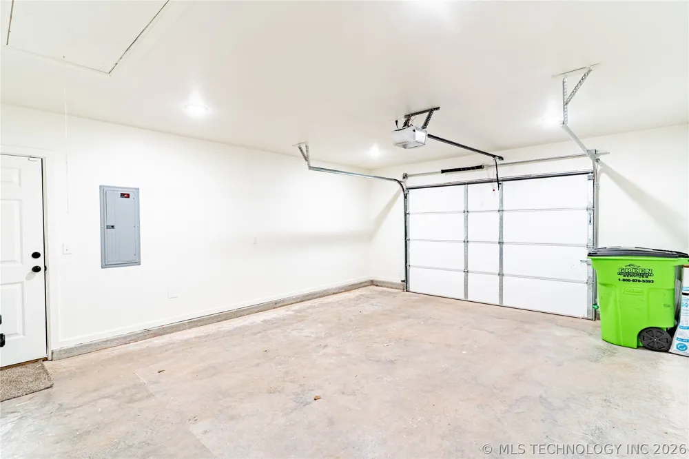 1602 S Hickory Street Bristow, OK 74010