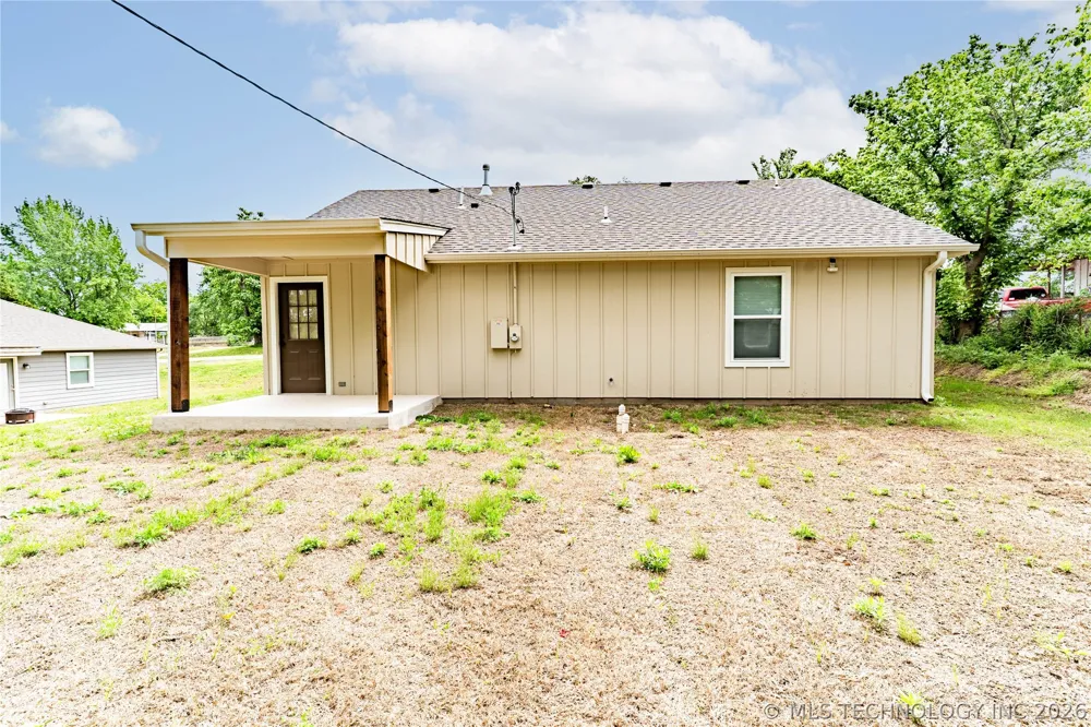 1602 S Hickory Street Bristow, OK 74010