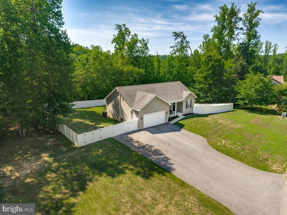 7098 QUICKTREE PLACE Hughesville, MD 20637