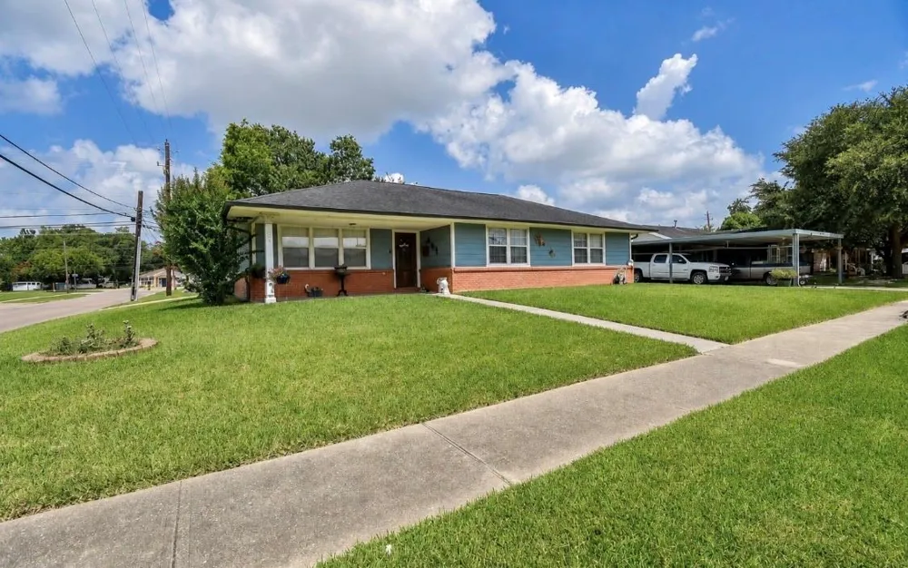 1801 Buchanan Street Pasadena, TX 77502