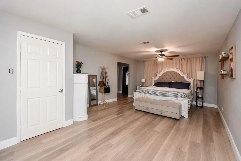 1801 Buchanan Street Pasadena, TX 77502