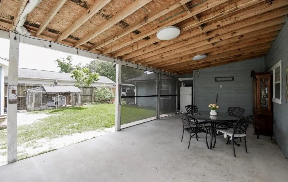 1801 Buchanan Street Pasadena, TX 77502