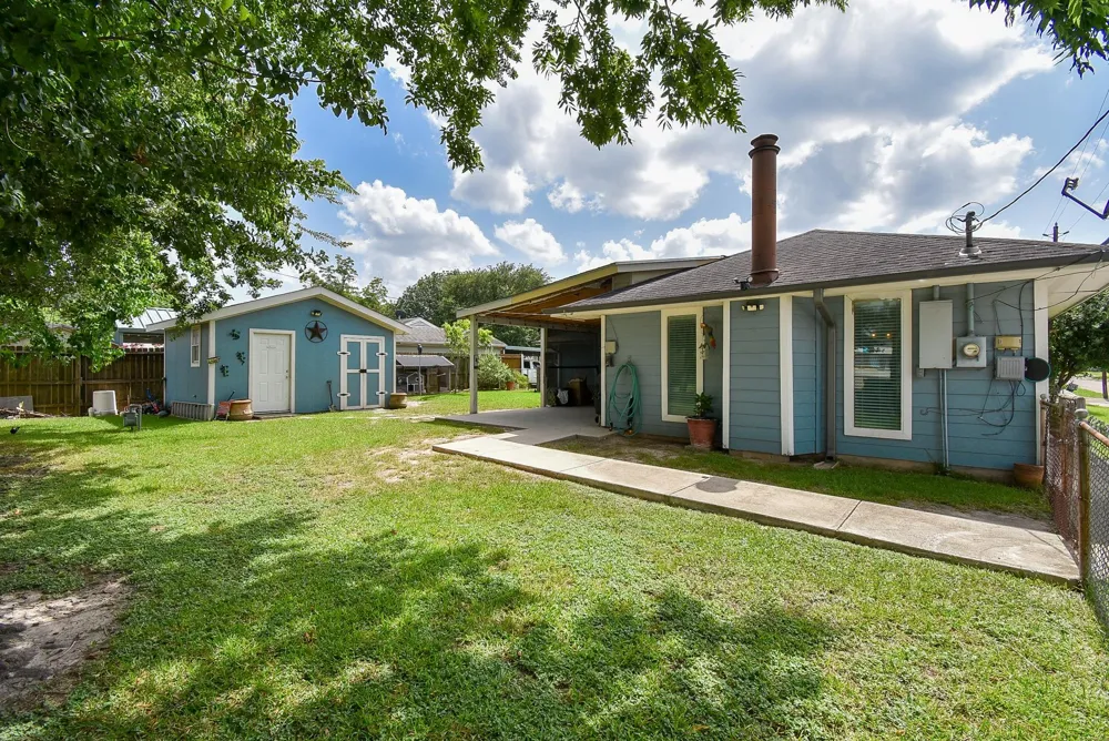 1801 Buchanan Street Pasadena, TX 77502