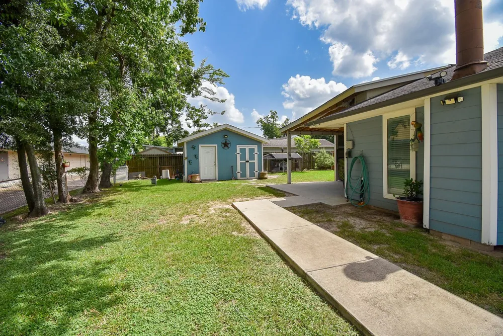 1801 Buchanan Street Pasadena, TX 77502