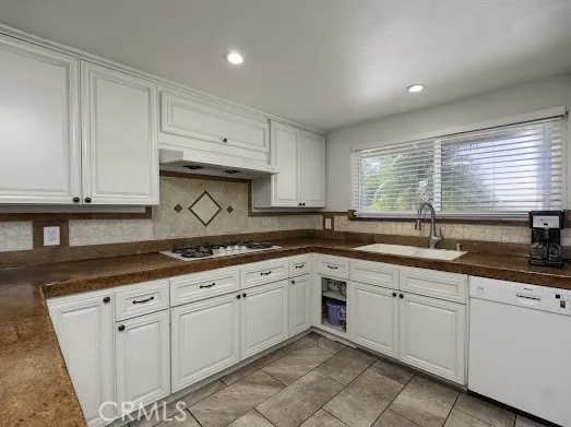3703 Conning Jurupa Valley, CA 92509