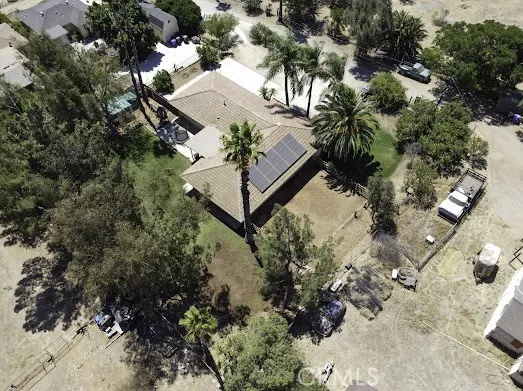 3703 Conning Jurupa Valley, CA 92509