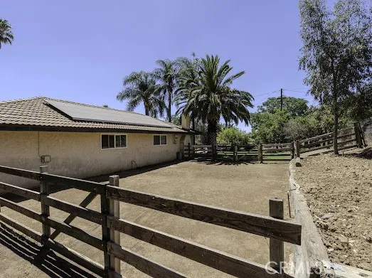 3703 Conning Jurupa Valley, CA 92509