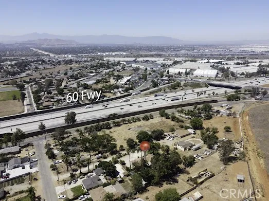 3703 Conning Jurupa Valley, CA 92509