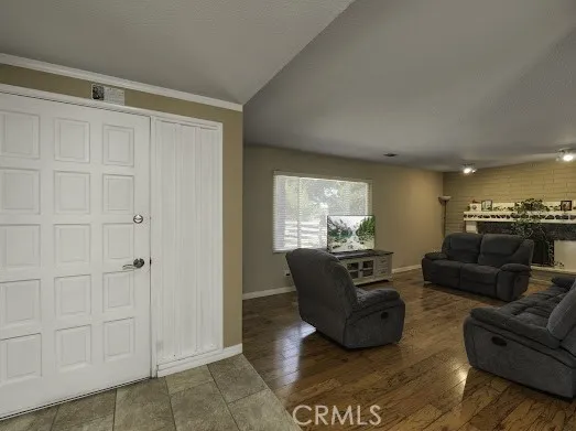 3703 Conning Jurupa Valley, CA 92509