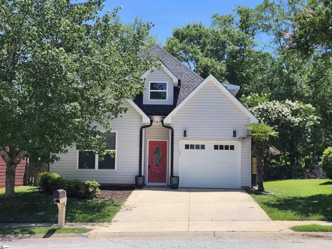 563 Clairidge Drive