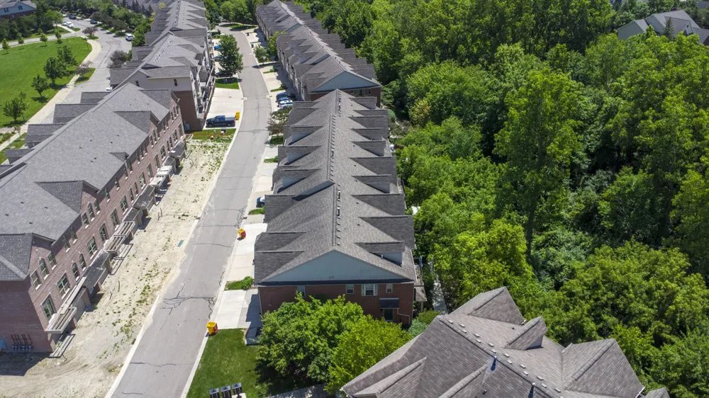39688 Rockcrest Lane Northville, MI 48168