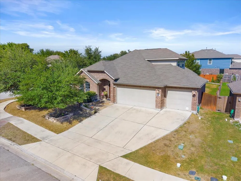 349 Razzmatazz Trail Buda, TX 78610