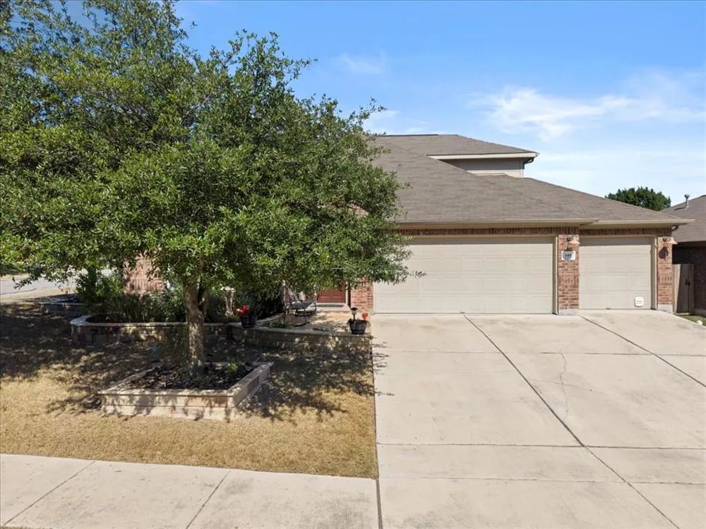 349 Razzmatazz Trail Buda, TX 78610