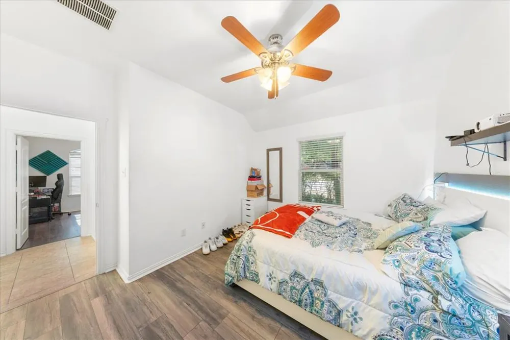 349 Razzmatazz Trail Buda, TX 78610