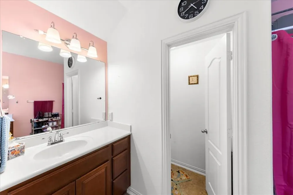 349 Razzmatazz Trail Buda, TX 78610
