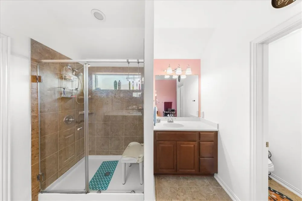 349 Razzmatazz Trail Buda, TX 78610