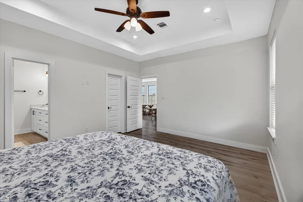 502 S Carroll Street La Porte, TX 77571