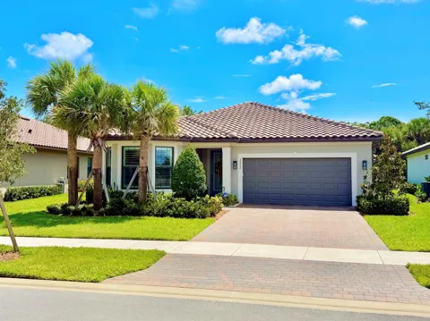 3862 White Alder Way
