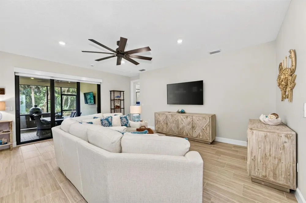 3862 White Alder Way Vero Beach, FL 32967
