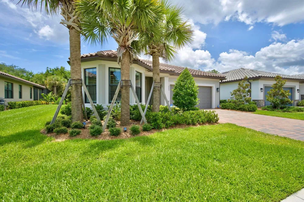 3862 White Alder Way Vero Beach, FL 32967