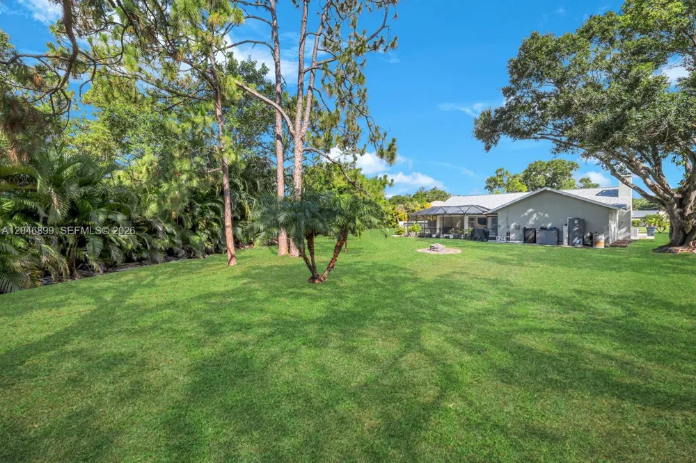 17845 Chesterfield Road North Fort Myers, FL 33917