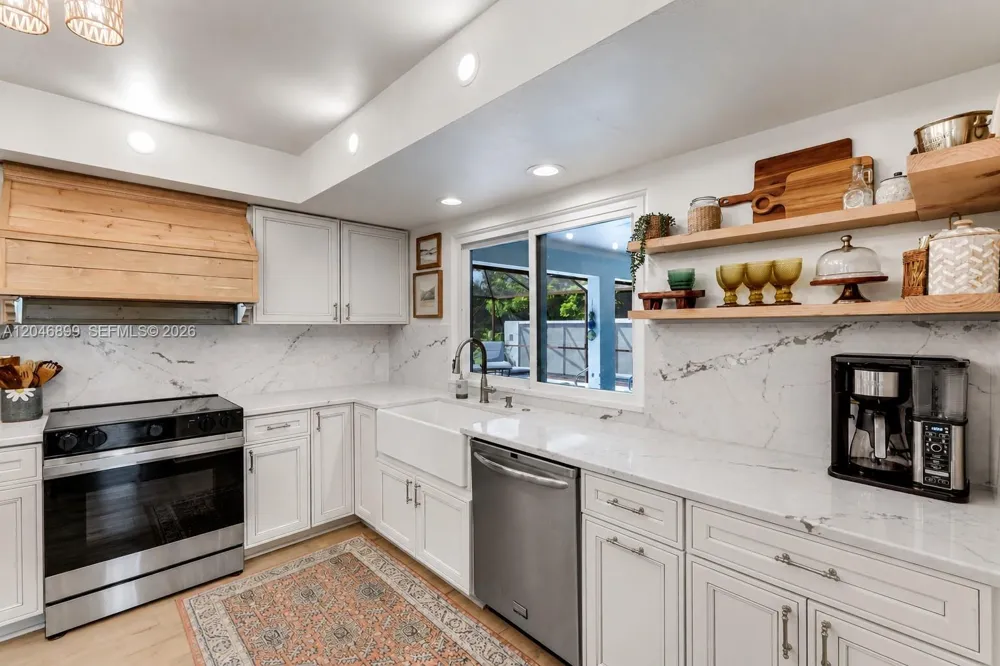 17845 Chesterfield Road North Fort Myers, FL 33917