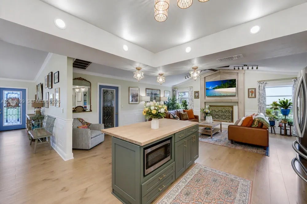17845 Chesterfield Road North Fort Myers, FL 33917