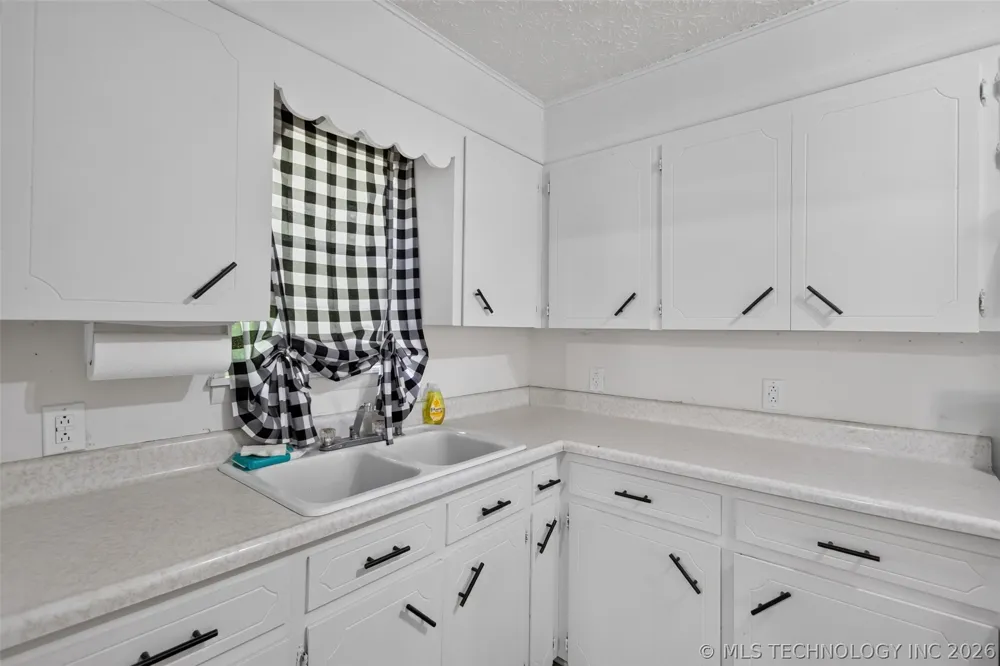 202 Talihina Street Salina, OK 74365