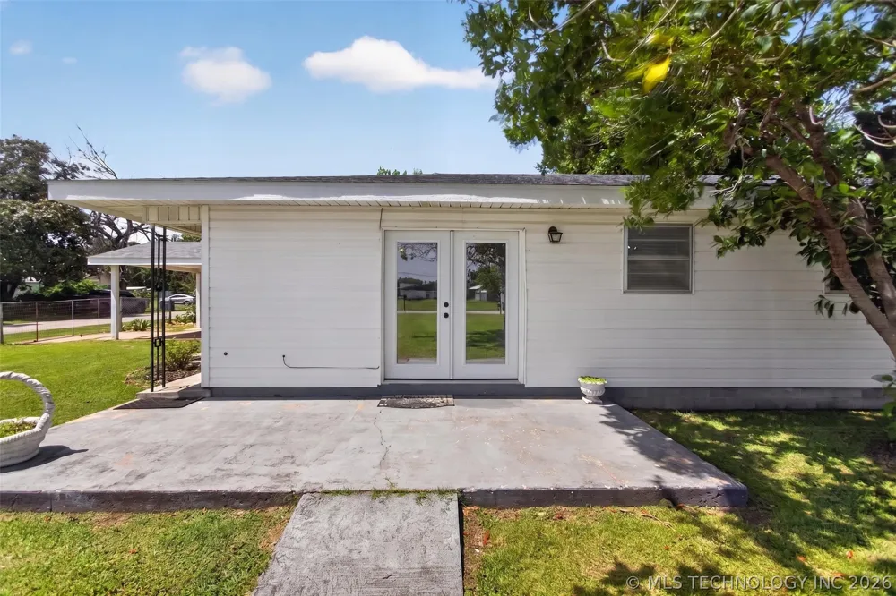 202 Talihina Street Salina, OK 74365
