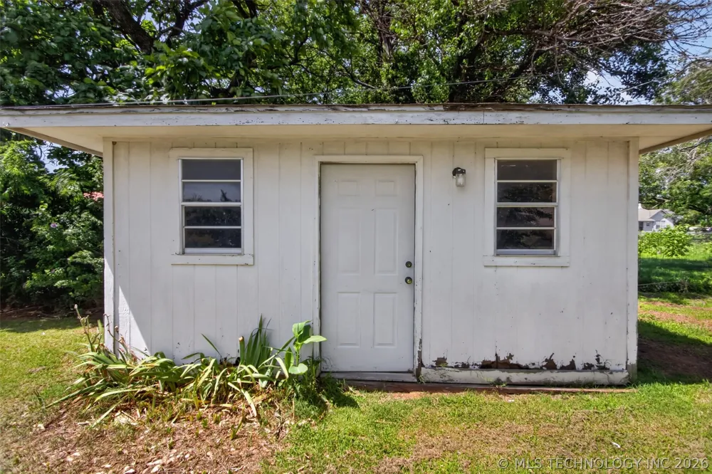 202 Talihina Street Salina, OK 74365