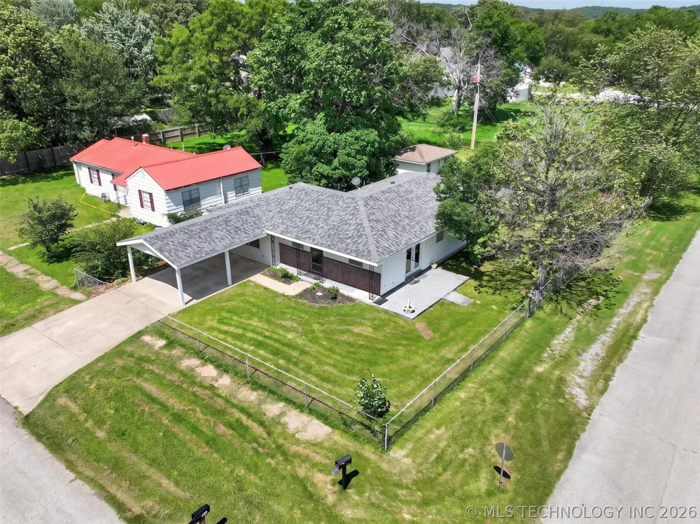 202 Talihina Street Salina, OK 74365